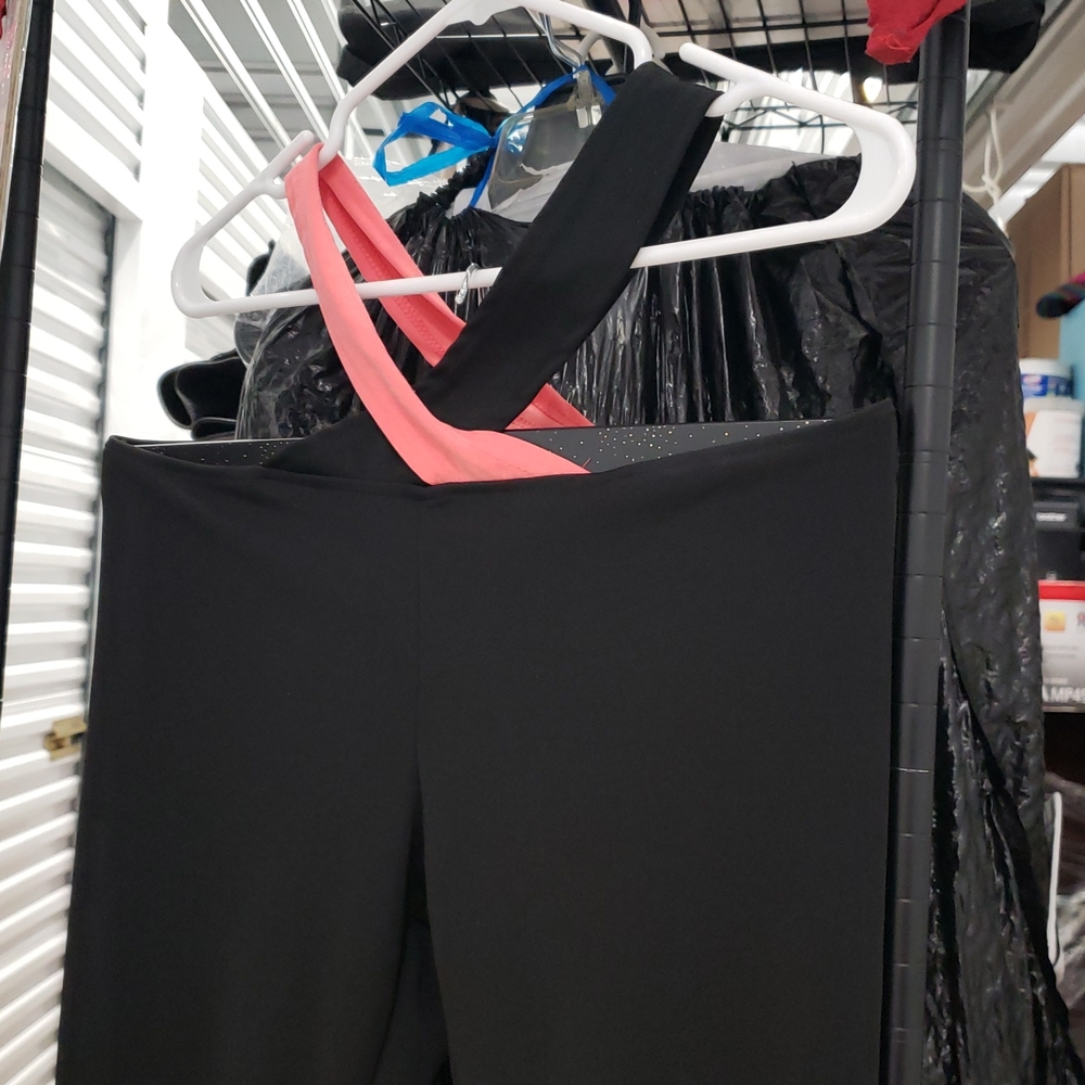 Workout suit - Picture 2 of 4